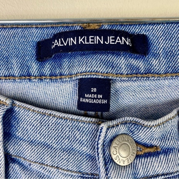 Calvin Klein High Rise straight leg light wash jeans size 28 - Picture 11 of 11